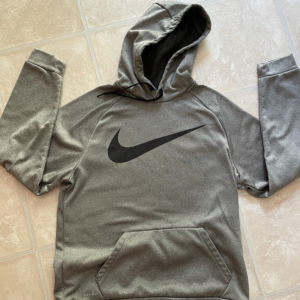 Men’s large Nike Drifit hoodie